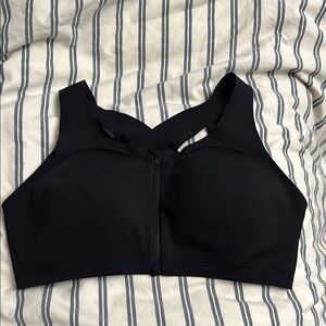 Lululemon front zip sports bra